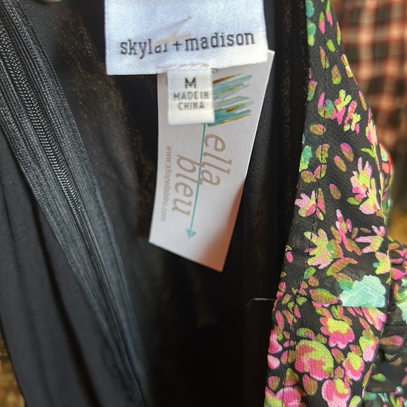 Skylar + Madison Havana Floral Dress - Picture 5 of 5